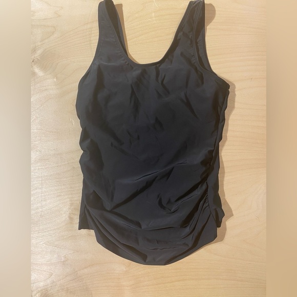 Baleaf Shape wear Top size 38 (JI) - Picture 1 of 9